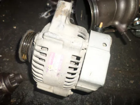 Δυναμό - Εναλλάκτης για HONDA CIVIC (1992 - 1995) (EG - H - J) Δυναμό - Εναλλάκτης για HONDA CIVIC (1992 - 1995) (EG - H - J)
