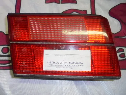 Φανάρι Πίσω Αριστερό Καπού για BMW 5 Series (1988 - 1995) (E34) (E34) Sedan - 4dr Φανάρι Πίσω Αριστερό Καπού για BMW 5 Series (1988 - 1995) (E34) (E34) Sedan - 4dr