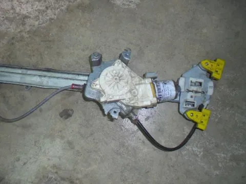 Γρύλοs Μοτερ Εμπρός Δεξί για NISSAN MICRA (2003 - 2005) (K12) , (2005 - 2011) (K12) *Ο* Γρύλοs Μοτερ Εμπρός Δεξί για NISSAN MICRA (2003 - 2005) (K12) , (2005 - 2011) (K12) *Ο*