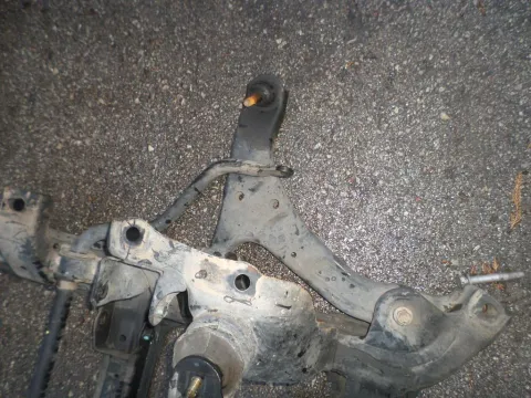 Ψαλίδι Εμπρός Δεξί για SUZUKI GRAND VITARA (2006 - 2009) (JB) Ψαλίδι Εμπρός Δεξί για SUZUKI GRAND VITARA (2006 - 2009) (JB)