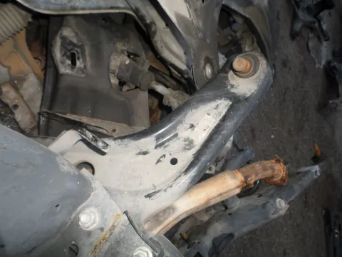 Ψαλίδι Εμπρός Αριστερό για NISSAN QASHQAI (2010 - 2014) ( ) Ψαλίδι Εμπρός Αριστερό για NISSAN QASHQAI (2010 - 2014) ( )