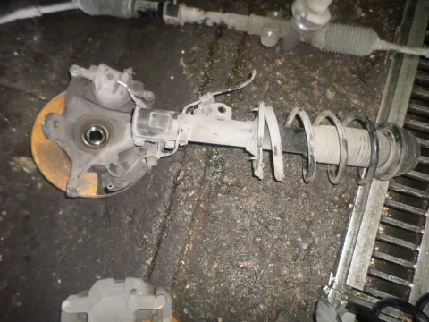 Άκρο Πλήρες Εμπρός Δεξί Με ABS για HYUNDAI i20 (2009 - 2011) Άκρο Πλήρες Εμπρός Δεξί Με ABS για HYUNDAI i20 (2009 - 2011)