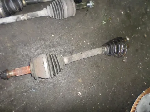 Ημιαξόνιο Εμπρός Αριστερό για TOYOTA RAV-4 (2006 - 2009) (XA30) Ημιαξόνιο Εμπρός Αριστερό για TOYOTA RAV-4 (2006 - 2009) (XA30)