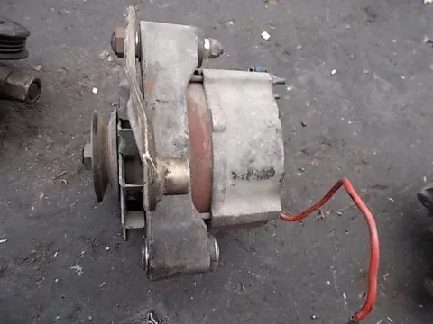 Δυναμό - Εναλλάκτης 0120469617 για BMW 3 Series (1983 - 1987) (E30) Δυναμό - Εναλλάκτης 0120469617 για BMW 3 Series (1983 - 1987) (E30)