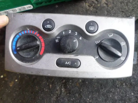 Χειριστήρια Καλοριφέρ για CHEVROLET - DAEWOO KALOS (2003 - 2004) (T200) Χειριστήρια Καλοριφέρ για CHEVROLET - DAEWOO KALOS (2003 - 2004) (T200)