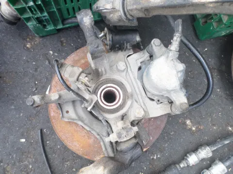 Ακραξόνιο Εμπρός Αριστερό Με ABS για FIAT PUNTO (1994 - 1999) (176) 1400 (176A4.000) Petrol 133 Turbo Ακραξόνιο Εμπρός Αριστερό Με ABS για FIAT PUNTO (1994 - 1999) (176) 1400 (176A4.000) Petrol 133 Turbo