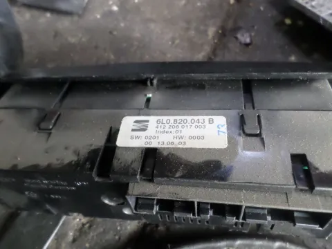 Χειριστήρια Καλοριφέρ Με Κονσόλα 6L820043B για VW POLO (2002 - 2005) (9N) -  Χειριστήρια Καλοριφέρ Με Κονσόλα 6L820043B για VW POLO (2002 - 2005) (9N) -