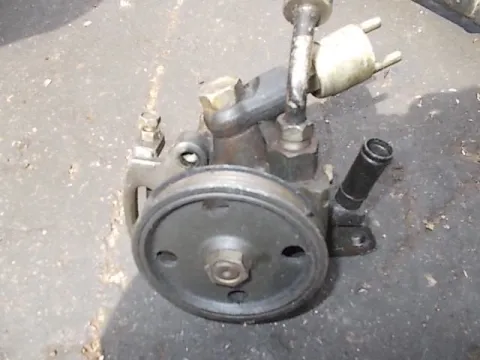 Αντλία Υδραυλικού Τιμονιού Μεταχειρισμένος για DAIHATSU CHARADE (1995 - 1996) IV 1600 (HD-E) petrol 105 (G201) GTi