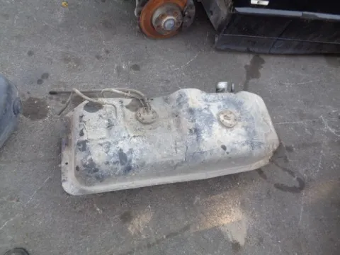 Δεξαμενή Καυσίμου (Ρεζερβουάρ) για VW TARO (1989 - 1994) diesel  *ΔΒ* Δεξαμενή Καυσίμου (Ρεζερβουάρ) για VW TARO (1989 - 1994) diesel  *ΔΒ*