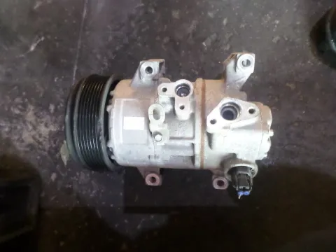 Συμπιεστής A-C (Κομπρέσορας) για TOYOTA RAV-4 (2006 - 2009) (XA30) Συμπιεστής A-C (Κομπρέσορας) για TOYOTA RAV-4 (2006 - 2009) (XA30)