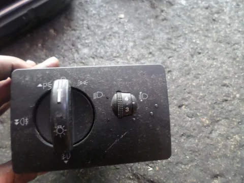 Διακόπτης Φώτων για FORD FOCUS (2004 - 2008) Mk2a (DA3 - C307) 1600 (HXDA)(HXDB) Petrol 115 Ti-VCT Διακόπτης Φώτων για FORD FOCUS (2004 - 2008) Mk2a (DA3 - C307) 1600 (HXDA)(HXDB) Petrol 115 Ti-VCT