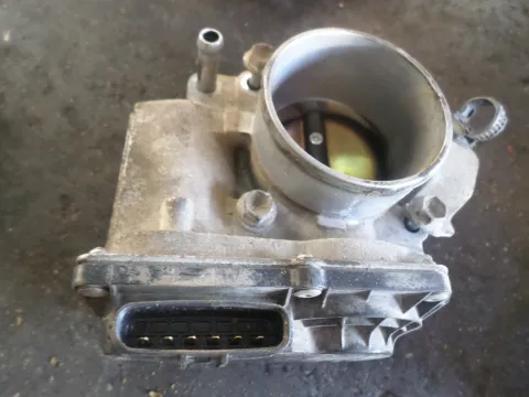 Σώμα Πεταλούδας για SUZUKI GRAND VITARA (2006 - 2009) (JB) (47) Σώμα Πεταλούδας για SUZUKI GRAND VITARA (2006 - 2009) (JB) (47)