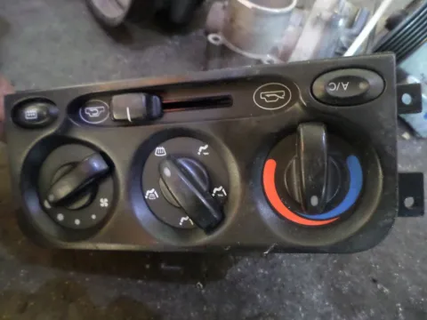 Χειριστήρια Καλοριφέρ για CHEVROLET - DAEWOO MATIZ (2001 - 2005) (M150)