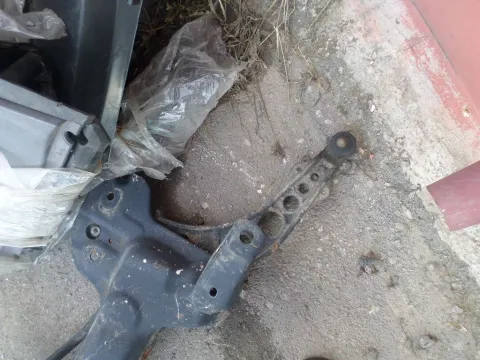 Ψαλίδι Εμπρός Αριστερό για FIAT PUNTO (1994 - 1999) (176) Ψαλίδι Εμπρός Αριστερό για FIAT PUNTO (1994 - 1999) (176)