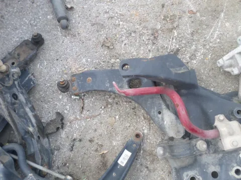 Ψαλίδι Εμπρός Αριστερό για FORD FOCUS (2002 - 2004) Mk1b Ψαλίδι Εμπρός Αριστερό για FORD FOCUS (2002 - 2004) Mk1b