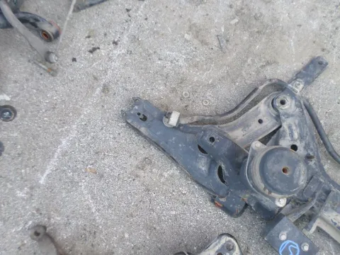 Ψαλίδι Εμπρός Δεξί για SEAT IBIZA (1990 - 1992) (021A) Ψαλίδι Εμπρός Δεξί για SEAT IBIZA (1990 - 1992) (021A)