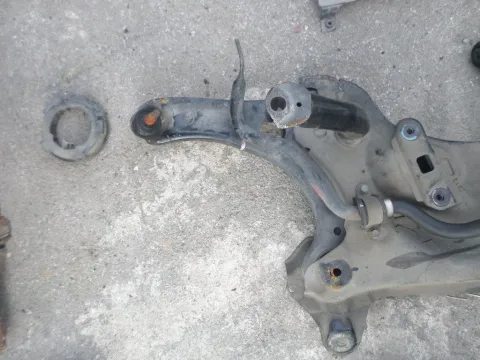 Ψαλίδι Εμπρός Αριστερό για DAIHATSU CUORE (2007 - ) VIII Ψαλίδι Εμπρός Αριστερό για DAIHATSU CUORE (2007 - ) VIII