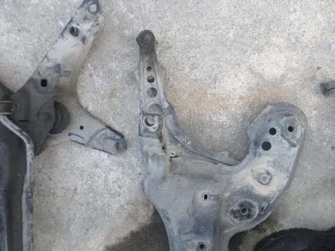 Ψαλίδι Εμπρός Δεξί για FIAT PUNTO (1999 - 2003) (188) Ψαλίδι Εμπρός Δεξί για FIAT PUNTO (1999 - 2003) (188)