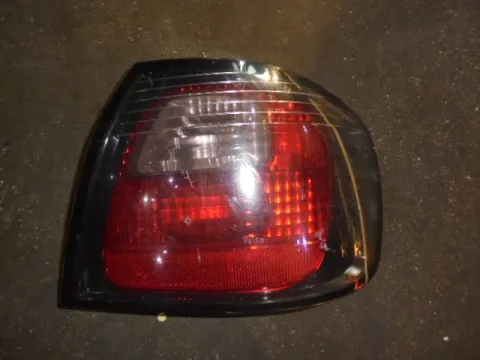 Φανάρι Πίσω Δεξί Λευκό Φλας για NISSAN PRIMERA (1999 - 2001) (P11) Sedan - 4dr Φανάρι Πίσω Δεξί Λευκό Φλας για NISSAN PRIMERA (1999 - 2001) (P11) Sedan - 4dr