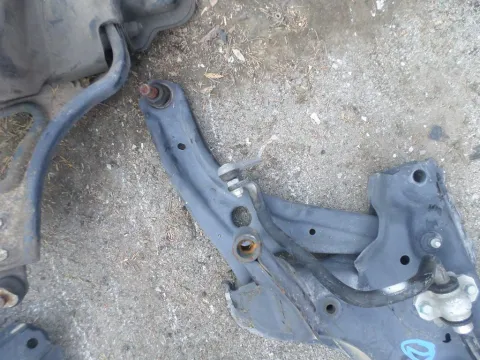 Ψαλίδι Εμπρός Δεξί για FORD FIESTA (2006 - 2008) Mk5b Ψαλίδι Εμπρός Δεξί για FORD FIESTA (2006 - 2008) Mk5b