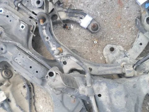 Ψαλίδι Εμπρός Δεξί για NISSAN ALMERA (2000 - 2002) (N16) Ψαλίδι Εμπρός Δεξί για NISSAN ALMERA (2000 - 2002) (N16)