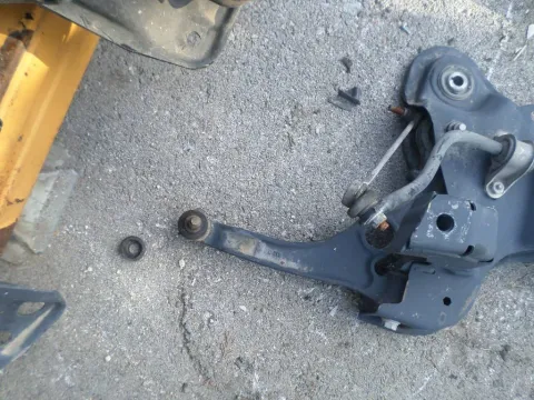 Ψαλίδι Εμπρός Δεξί για FIAT STILO (2001 - 2006) (192) Ψαλίδι Εμπρός Δεξί για FIAT STILO (2001 - 2006) (192)