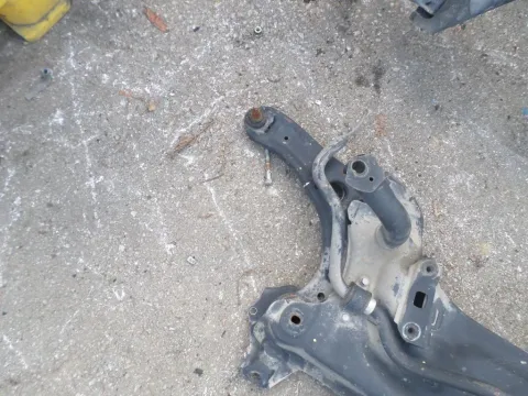 Ψαλίδι Εμπρός Αριστερό για DAIHATSU CUORE (2007 - ) VIII Ψαλίδι Εμπρός Αριστερό για DAIHATSU CUORE (2007 - ) VIII