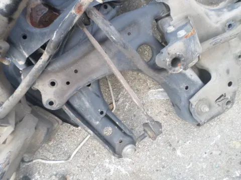 Ψαλίδι Εμπρός Αριστερό για SKODA FABIA (2011 - 2014) ( ) Ψαλίδι Εμπρός Αριστερό για SKODA FABIA (2011 - 2014) ( )