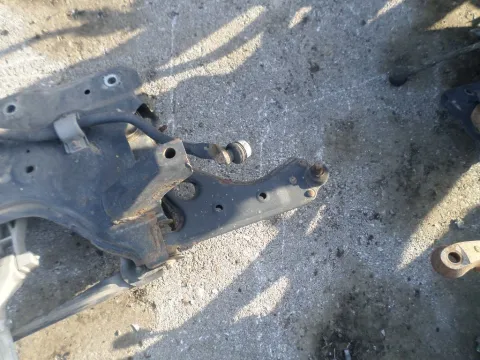 Ψαλίδι Εμπρός Αριστερό για OPEL CORSA (2006 - 2011) D