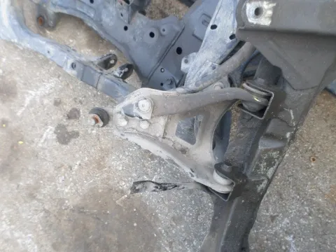 Ψαλίδι Εμπρός Δεξί για RENAULT CLIO (2001 - 2005) (BB_) (CB_) Ψαλίδι Εμπρός Δεξί για RENAULT CLIO (2001 - 2005) (BB_) (CB_)