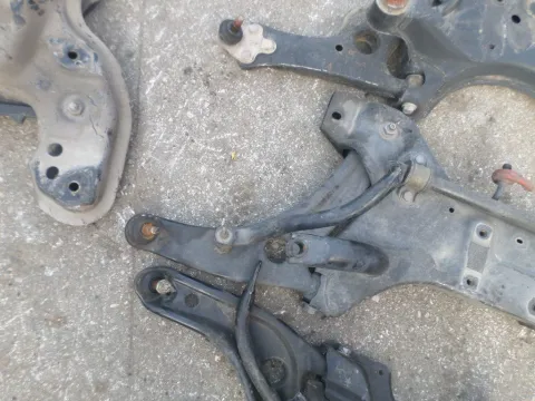 Ψαλίδι Εμπρός Δεξί για MITSUBISHI COLT (2005 - 2008 ) (CZ) Ψαλίδι Εμπρός Δεξί για MITSUBISHI COLT (2005 - 2008 ) (CZ)