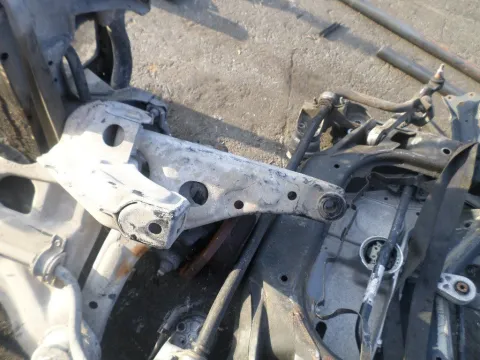 Ψαλίδι Εμπρός Δεξί για FORD TRANSIT (2006 - 2012) Ψαλίδι Εμπρός Δεξί για FORD TRANSIT (2006 - 2012)