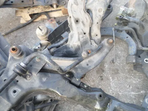 Ψαλίδι Εμπρός Αριστερό για NISSAN QASHQAI (2007 - 2010) (J10) (JJ10)