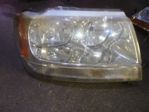 Φανάρι Εμπρός Δεξί για JEEP GRAND CHEROKEE (2004 - 2005) (WJ) (WG) Φανάρι Εμπρός Δεξί για JEEP GRAND CHEROKEE (2004 - 2005) (WJ) (WG)