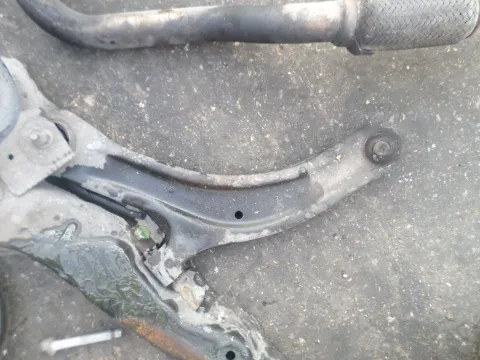 Ψαλίδι Εμπρός Αριστερό για NISSAN QASHQAI (2007 - 2010) (J10) (JJ10)