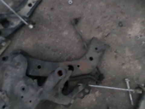 Ψαλίδι Εμπρός Αριστερό για TOYOTA AURIS (2007 - 2009) E150