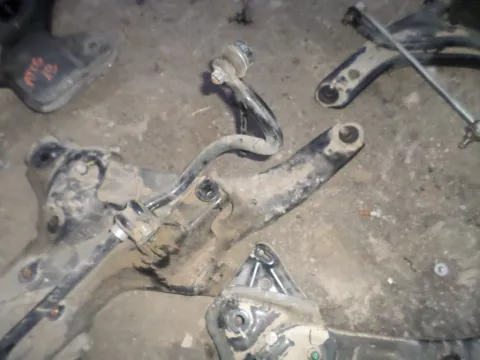 Ψαλίδι Εμπρός Αριστερό για HYUNDAI ix20 (2010 - ) Ψαλίδι Εμπρός Αριστερό για HYUNDAI ix20 (2010 - )