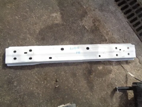 Τραβέρσα Προφυλακτήρα Πίσω για TOYOTA AURIS (2013 - )