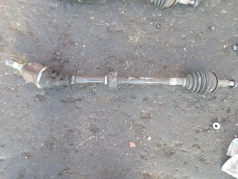 Ημιαξόνιο Εμπρός Δεξί για TOYOTA YARIS (2012 - 2014) ( ) 1400 Diesel D4-D 90hp (1ND) Ημιαξόνιο Εμπρός Δεξί για TOYOTA YARIS (2012 - 2014) ( ) 1400 Diesel D4-D 90hp (1ND)