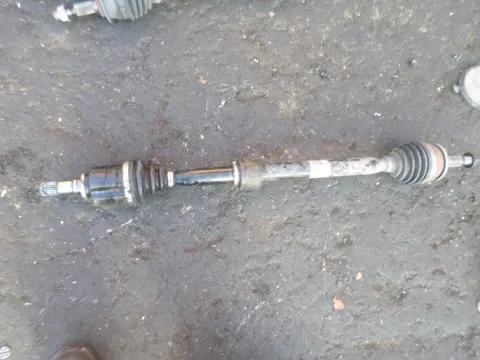 Ημιαξόνιο Εμπρός Δεξί για TOYOTA AURIS (2013 - 2015)