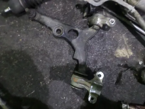 Ψαλίδι Εμπρός Αριστερό για FIAT SCUDO (1995 - 2003) (220P) Ψαλίδι Εμπρός Αριστερό για FIAT SCUDO (1995 - 2003) (220P)