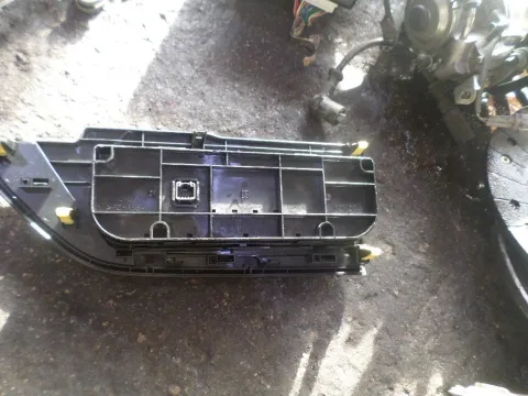 Χειριστήρια Καλοριφέρ για TOYOTA AURIS (2013 - 2015) -  Χειριστήρια Καλοριφέρ για TOYOTA AURIS (2013 - 2015) -