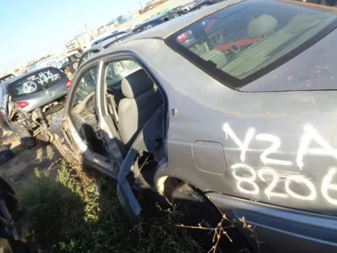 Τροπέτο Αμάξι κομπλέ Με Κολλημένη Μηχανή Και Σασμάν 14 K4F Και Ζαντολάστιχα 195/50/15 για ROVER 400 (1996 - 1999) (RT) Sedan - 4dr 1400 (14 K4F) Petrol 103 DOHC-16V *ΔΒ* -  Τροπέτο Αμάξι κομπλέ Με Κολλημένη Μηχανή Και Σασμάν 14 K4F Και Ζαντολάστιχα 195/50/15 για ROVER 400 (1996 - 1999) (RT) Sedan - 4dr 1400 (14 K4F) Petrol 103 DOHC-16V *ΔΒ* -