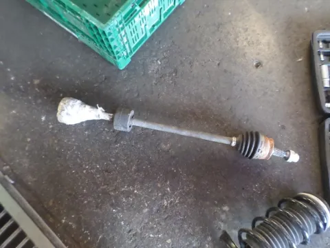 Ημιαξόνιο Εμπρός Δεξί για FIAT 500 (2015 - ) (X) Ημιαξόνιο Εμπρός Δεξί για FIAT 500 (2015 - ) (X)