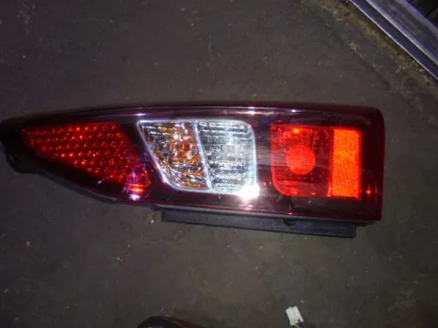 Φανάρι Πίσω Δεξί (Μονόφυλλη Πόρτα) για PEUGEOT PARTNER Tepee (2008 - 2012) Φανάρι Πίσω Δεξί (Μονόφυλλη Πόρτα) για PEUGEOT PARTNER Tepee (2008 - 2012)