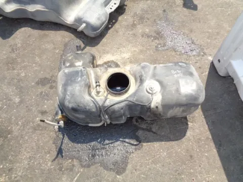 Δεξαμενή Καυσίμου (Ρεζερβουάρ) για CHEVROLET - DAEWOO MATIZ (1998 - 2001) (M100) *ΔΒ* Δεξαμενή Καυσίμου (Ρεζερβουάρ) για CHEVROLET - DAEWOO MATIZ (1998 - 2001) (M100) *ΔΒ*