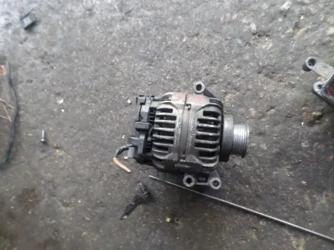 Δυναμό - Εναλλάκτης για RENAULT MEGANE (2002 - 2005) (LM) (KM) (EM) (CM) Δυναμό - Εναλλάκτης για RENAULT MEGANE (2002 - 2005) (LM) (KM) (EM) (CM)