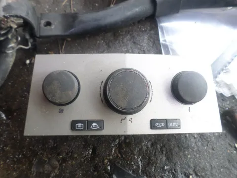 Χειριστήρια Καλοριφέρ για OPEL ASTRA (2004 - 2007) H Χειριστήρια Καλοριφέρ για OPEL ASTRA (2004 - 2007) H