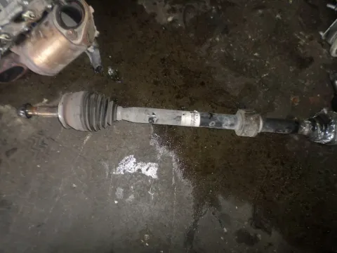 Ημιαξόνιο Εμπρός Δεξί για TOYOTA COROLLA (2013 - 2016) Ημιαξόνιο Εμπρός Δεξί για TOYOTA COROLLA (2013 - 2016)
