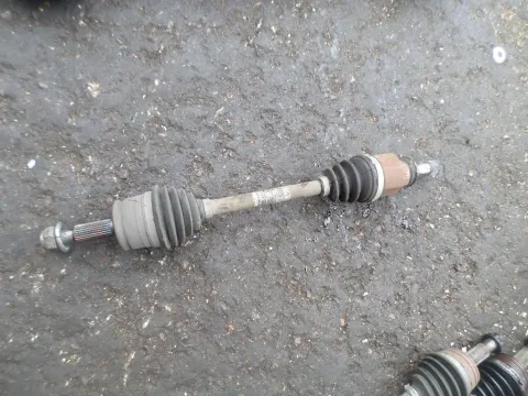 Ημιαξόνιο Εμπρός Αριστερό για MITSUBISHI COLT (2005 - 2008 ) (CZ) Ημιαξόνιο Εμπρός Αριστερό για MITSUBISHI COLT (2005 - 2008 ) (CZ)